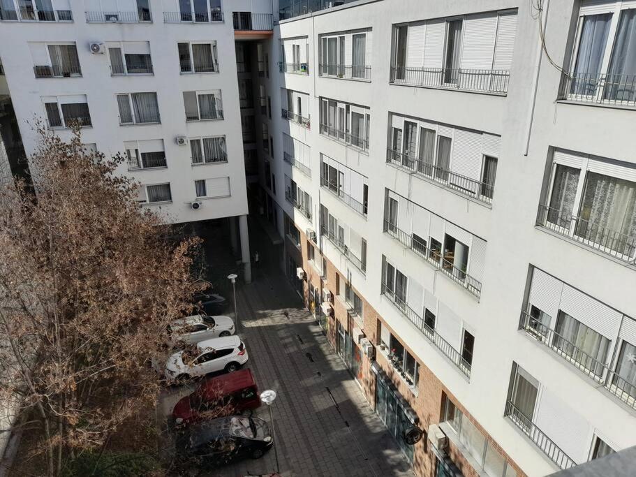 Lovely Apartment In City Centre For 4 Guests Budapest Exterior foto
